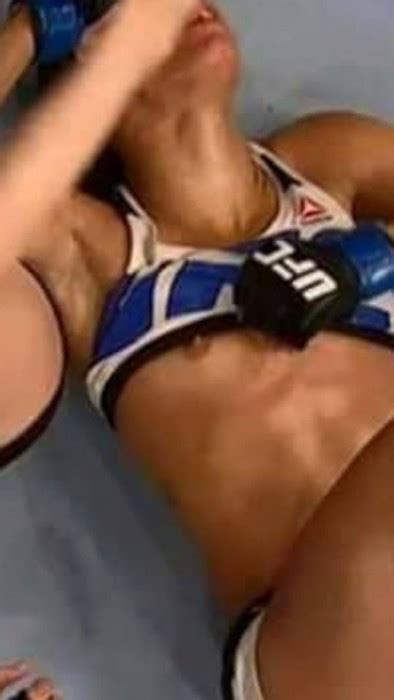 15 outrageous wardrobe malfunctions in sports [nsfw] chaostrophic