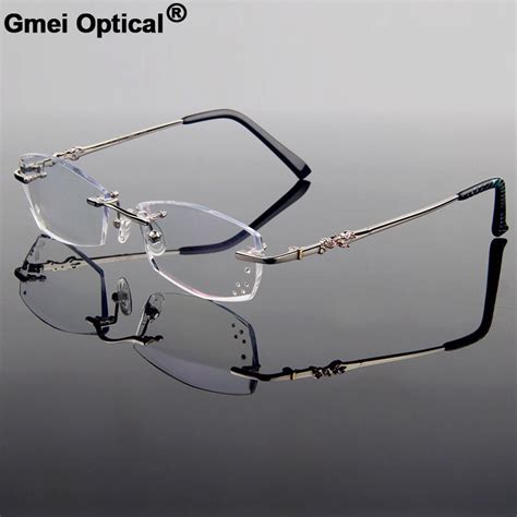 New Faddish Luxury Titanium Alloy Optical Frame Women Style Diamond