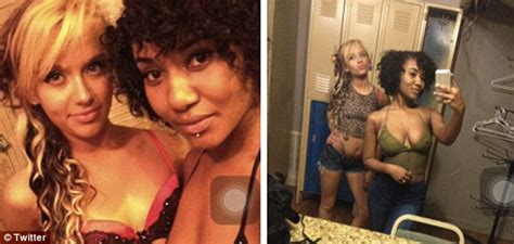 stripper zola who shared tale on twitter quit hooters and is now