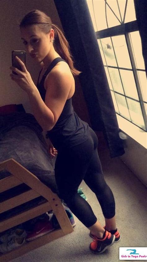 A Fit College Girl From California With A Tight Booty In