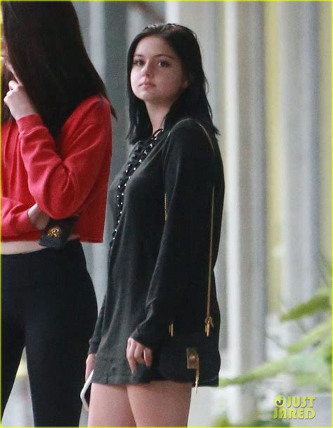 ariel winter gives a shout out to fake friends on twitter photo