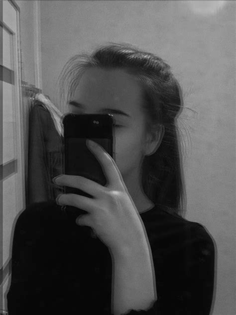 selfie mirror scenes mirrors selfies