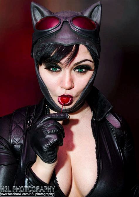 32 hottest catwoman cosplays that are way too comic book accurate