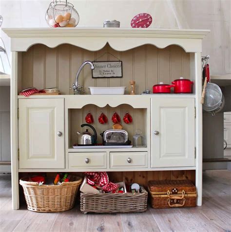awesome diy play kitchens  kids toddlers