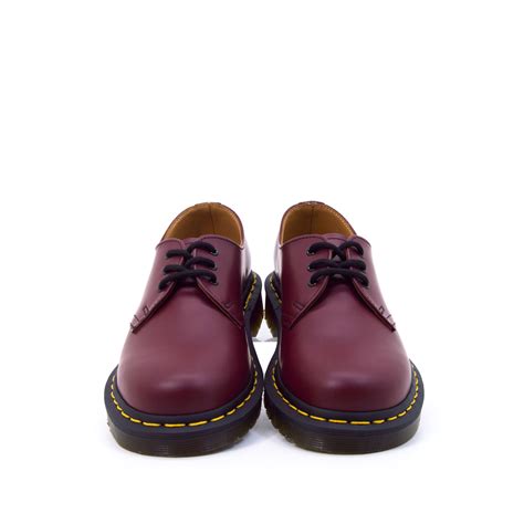 dr martens  cherry red smooth eur