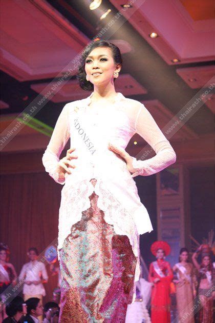 Bunga Jelita Juara Supermodel Of Asia Pacific 2011 Indonesian