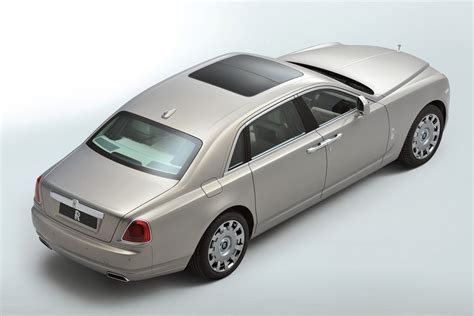 rolls royce ghost extended wheelbase review specs