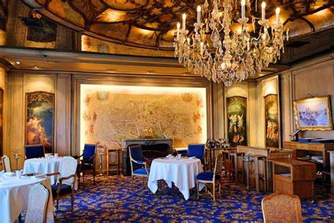 luxury restaurants  paris