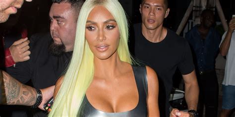 kim kardashian wears green wig in miami kim kardashian parties in