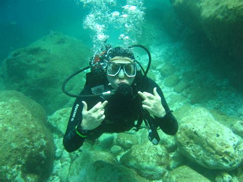 deep sea diving deep sea diving  dubai