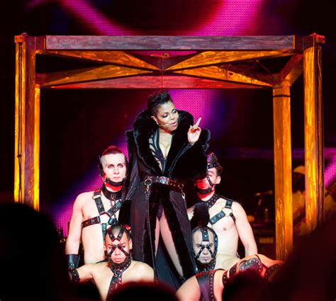 janet jackson gets freaky at the 2010 essence music festival [photos