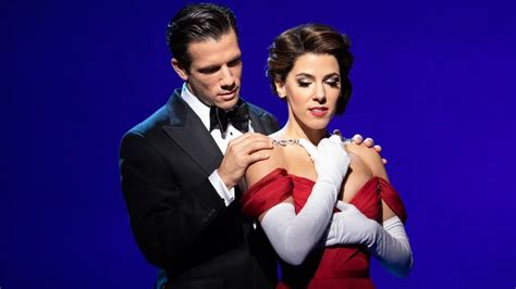 Pretty Woman West End Debut Gets Mixed Reviews Bbc News