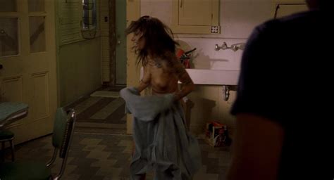 sarah shahi nude pics pagina 5