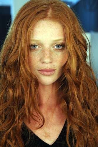 brazilian model with red hair the brazilian model cinthia dicker