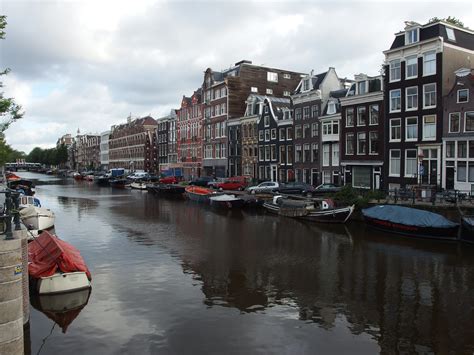 stay  amsterdam   hotels  neighbourhoods bren   road
