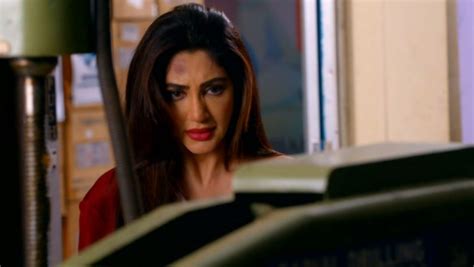 Kumkum Bhagya 27 October 2020 Written Update Abhi And Pragya Gets To