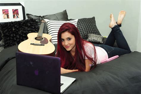 Ariana Grande S Feet
