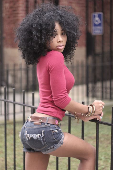 beautiful black woman models perfect ass