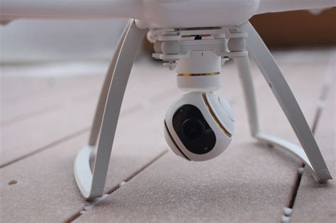 prvni dojmy xiaomi mi drone  idealni partak na nataceni letem svetem applem