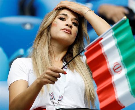 World Cup 2018 What Iran Doesn T Want You To See Women Watching