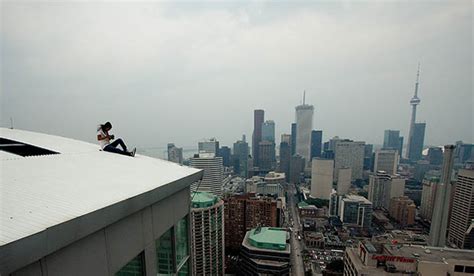 amazing rooftopping photography  tom ryaboi petapixel