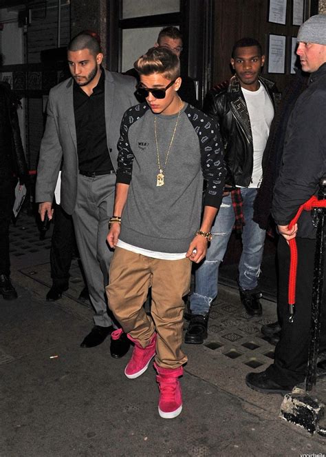 justin bieber celebrity looks and style must see