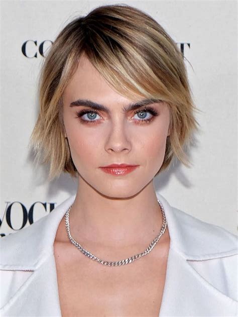 27 Hottest Short Hairstyles To Flatter Every Face Shape