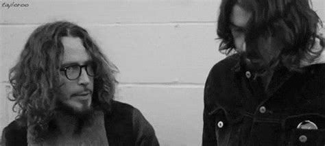Pin By Elaine H On Chris Chris Cornell Dave Grohl Foo