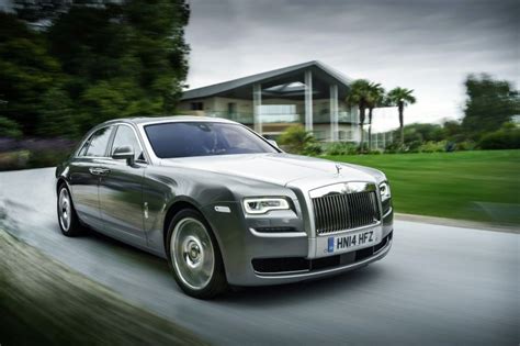 rolls royce ghost technical specifications  fuel economy