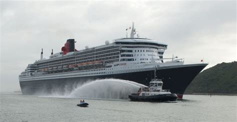 queen mary  leaves port  durban  sa crew disembark south african news