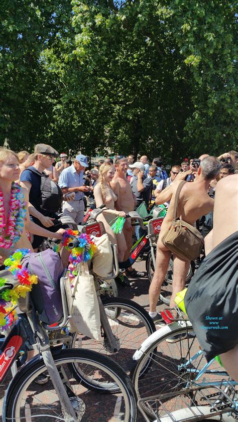 nude bike ride london 2017 preview june 2017 voyeur web