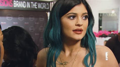 [watch] kylie jenner plastic surgery on lips — khloe confirms she s ‘plumped hollywoodlife