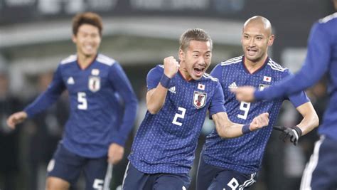 football japan midfielder ideguchi set  join leeds united