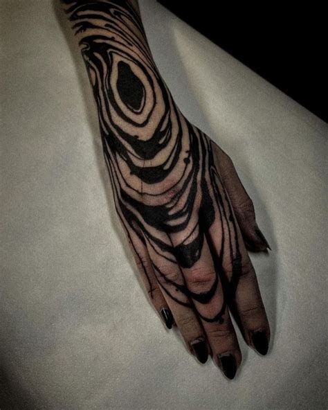 tattoo artist daan boets haarlem netherlands inkppl black art tattoo stripe tattoo hand