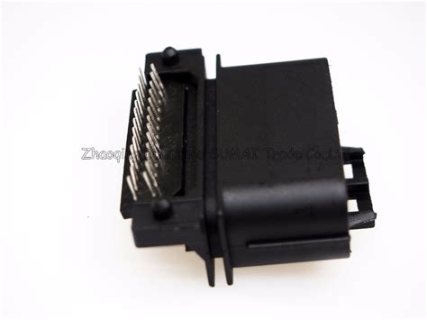 26 pin way male car computer version connector fci