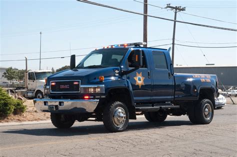 alameda sheriff gmc truck bomb squad code  parade passing flickr