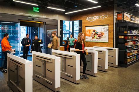 amazon opens debut checkout  grocery store retail  asia