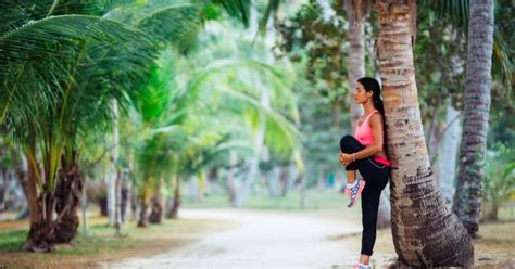 your guide to running when it s way too hot outside mindbodygreen