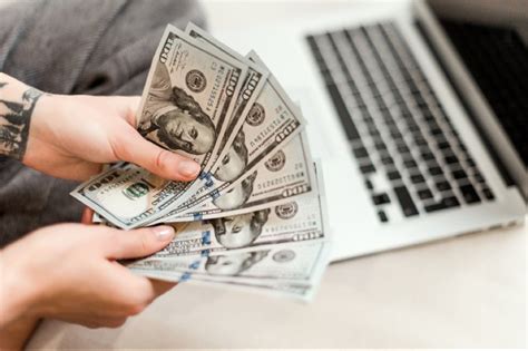 6 Ideas To Earn Money From Home Entrepreneur
