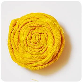sparkle   rolled fabric flowers