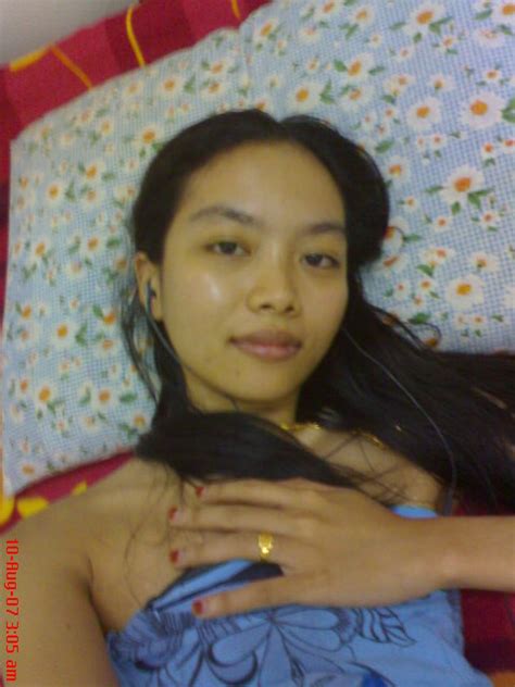 malaysian college girl asmah muff flashing self photos leaked