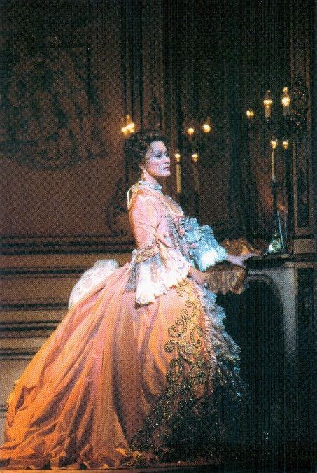 kiri te kanawa as the countess in capriccio oper