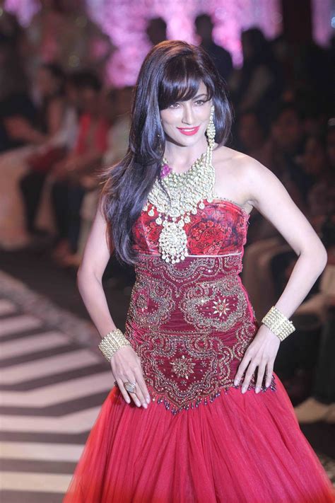High Quality Bollywood Celebrity Pictures Chitrangada