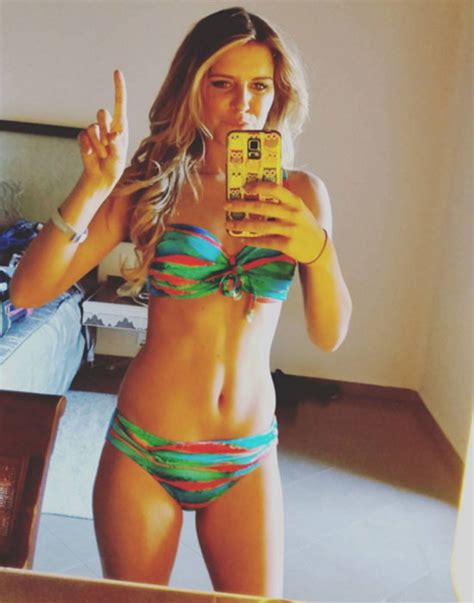 gemma oaten wows fans with showstopping holiday selfie hello