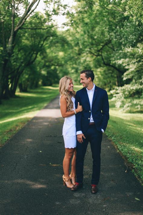 How To Nail Your Engagement Session It Girl Weddings