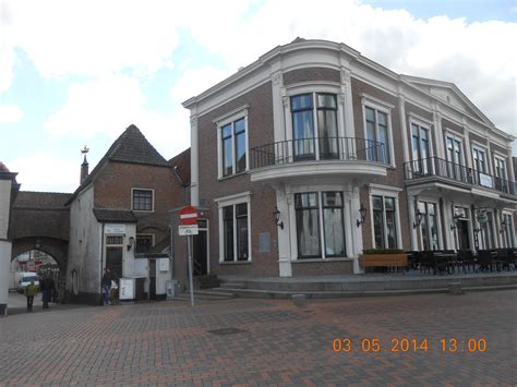 zaltbommel  netherlands netherlands dutch mansions house styles picture travel home