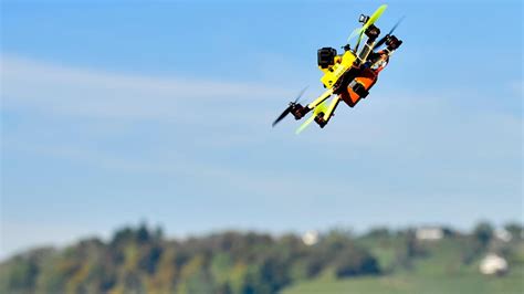 switzerland plans drone register swi swissinfoch