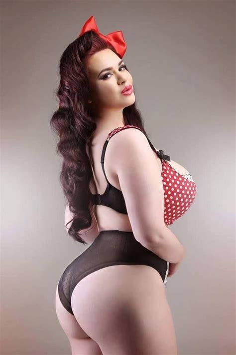 118 Best Curvy Pin Up Images On Pinterest Beautiful