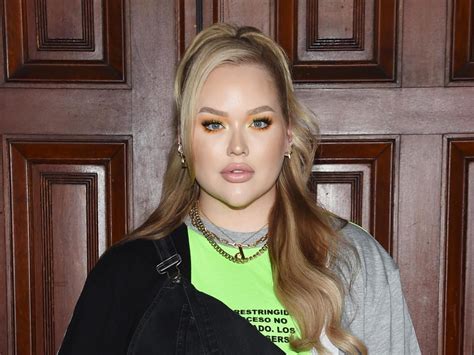 youtuber nikkietutorials speaks about being blackmailed before coming