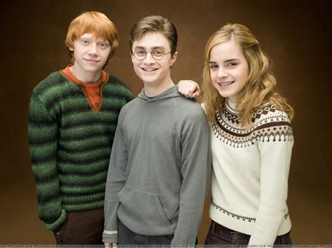 harry ron  hermione harry potter foto  fanpop